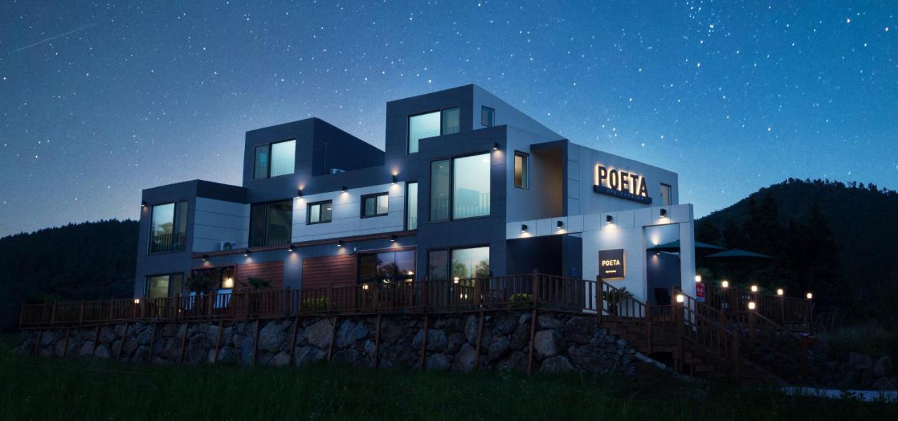 Poeta Pension Seogwipo Bagian luar foto